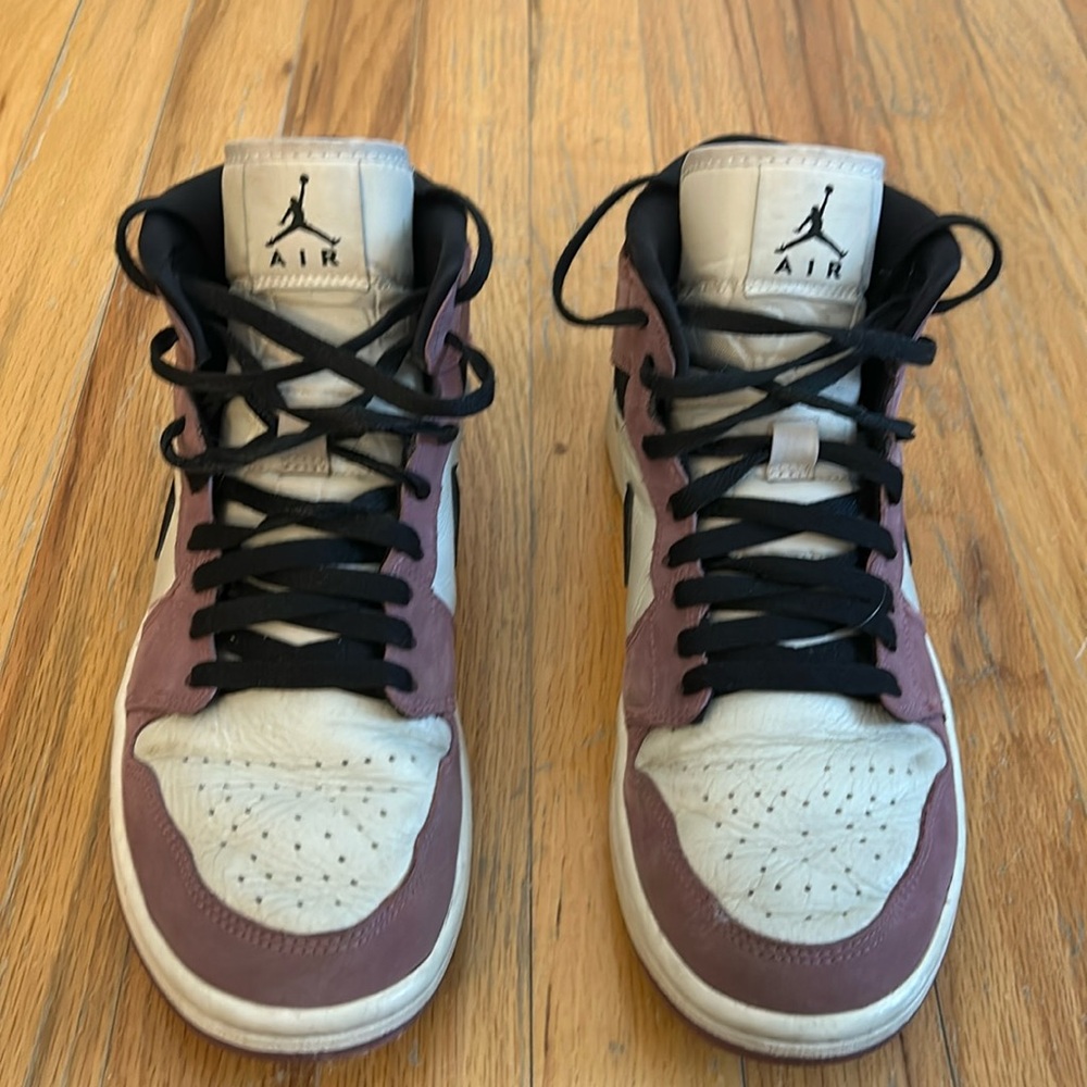 Jordan 1 Mid, Mulberry, Size 10